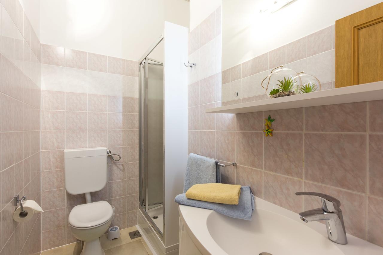 Apartments Tamaris Čižići Esterno foto