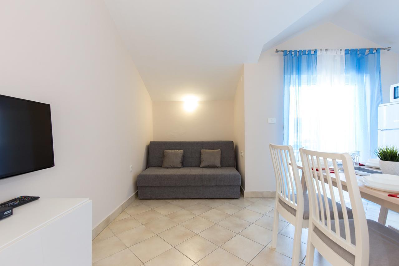 Apartments Tamaris Čižići Esterno foto