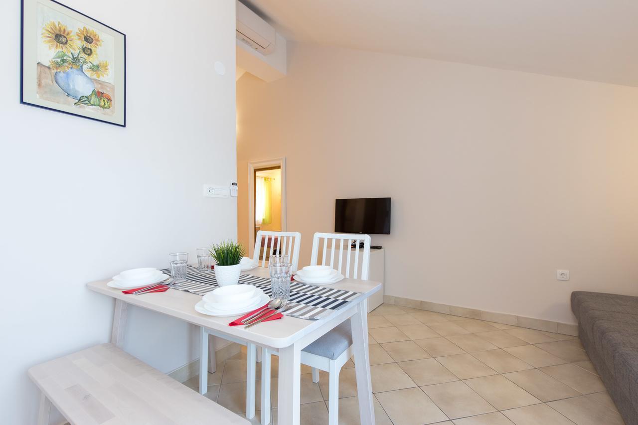 Apartments Tamaris Čižići Esterno foto