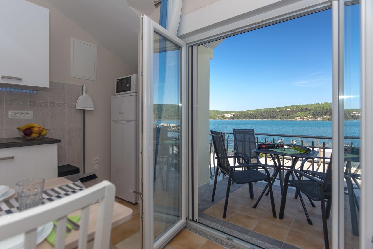 Apartments Tamaris Čižići Esterno foto