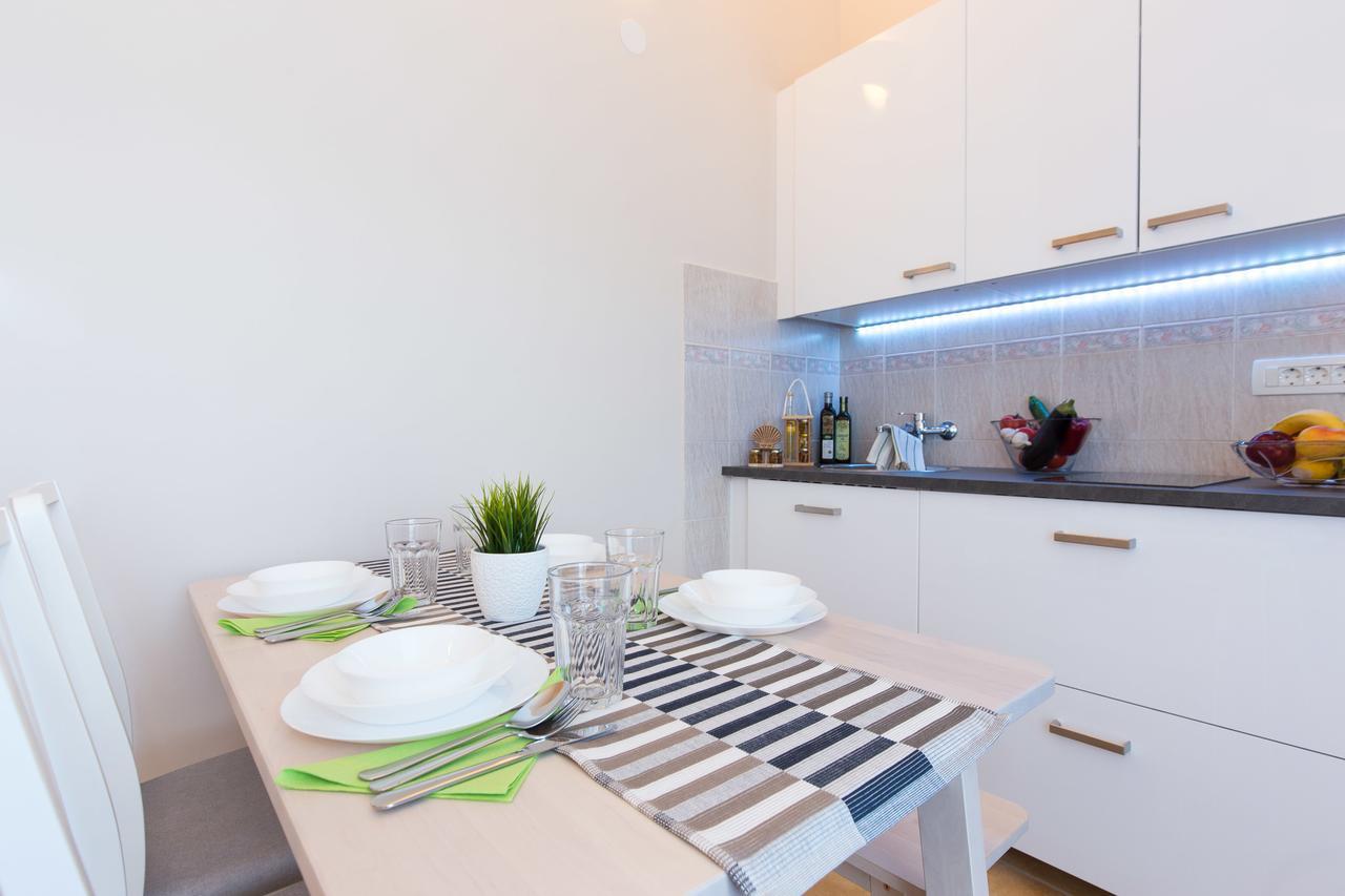 Apartments Tamaris Čižići Esterno foto
