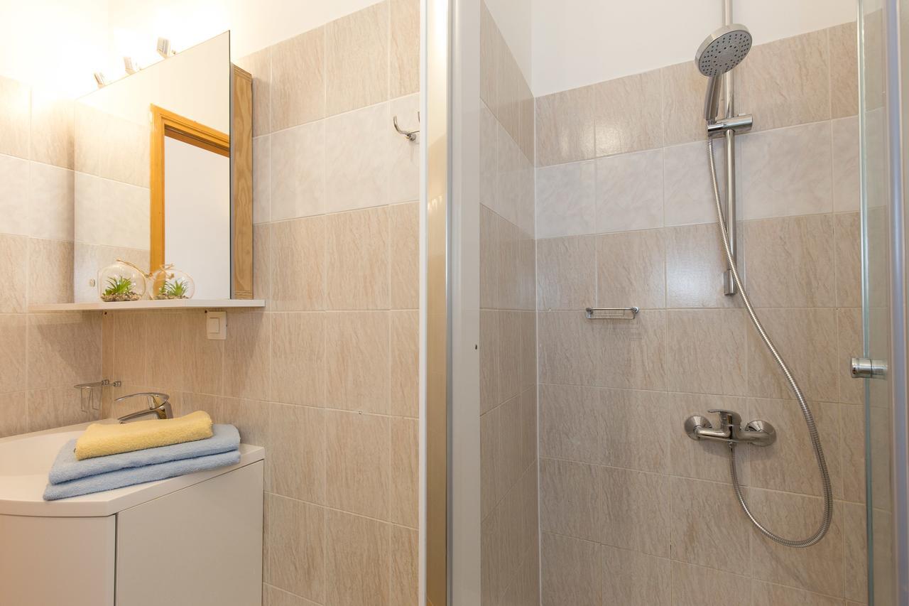 Apartments Tamaris Čižići Esterno foto