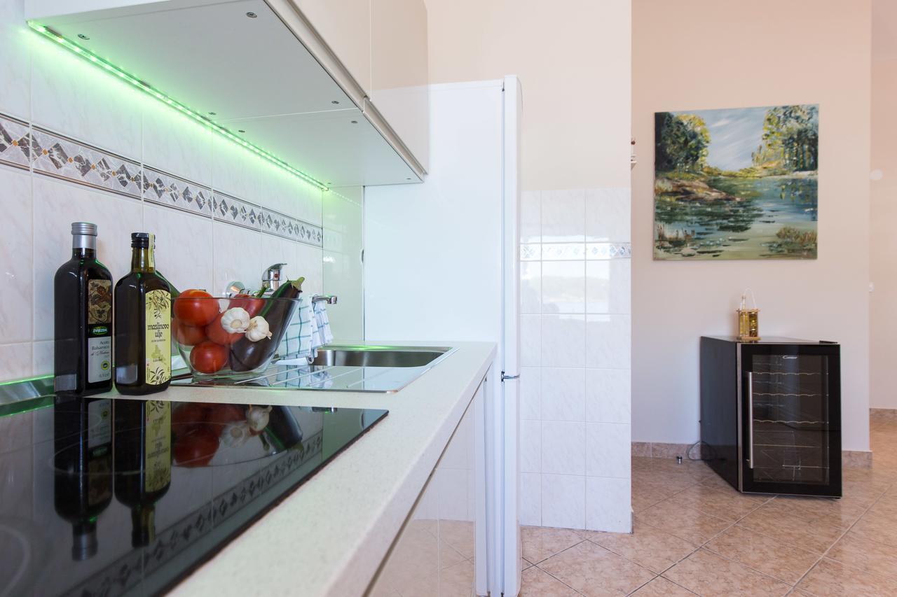 Apartments Tamaris Čižići Esterno foto