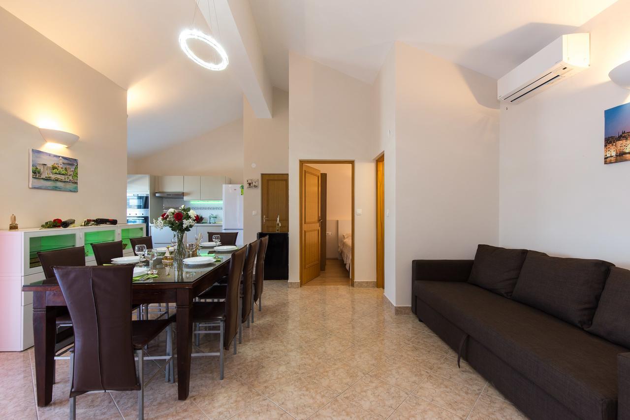 Apartments Tamaris Čižići Esterno foto