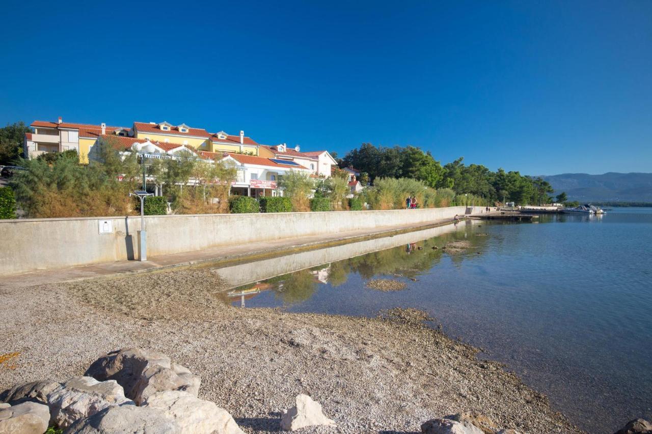 Apartments Tamaris Čižići Esterno foto